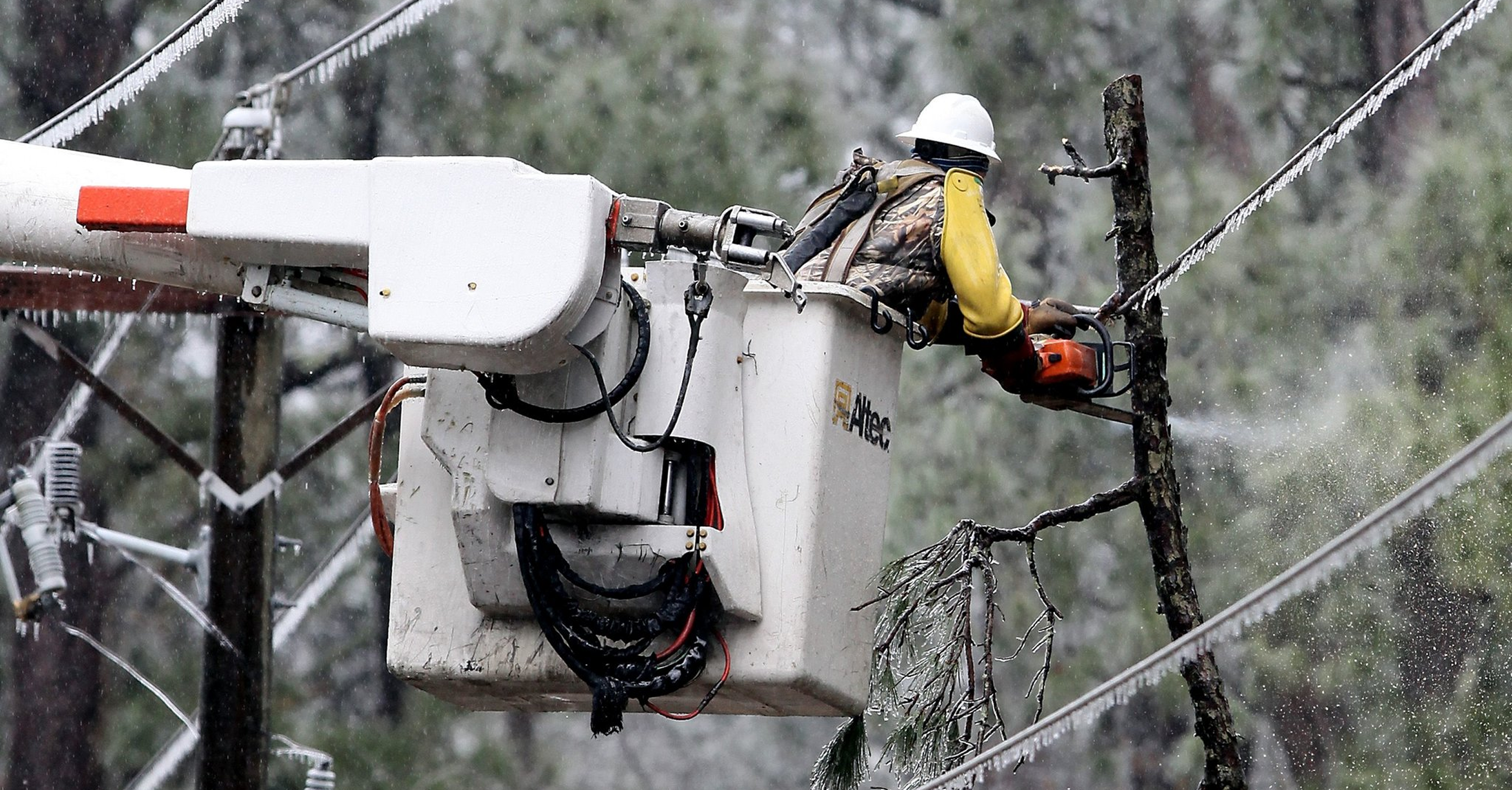 Bucket truck lineman at work